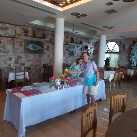 Hotel Piccolino Sarandë 外观 照片