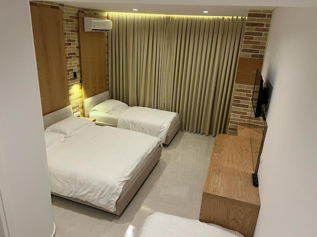 Hotel Piccolino Sarandë 外观 照片