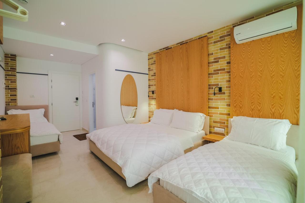 Hotel Piccolino Sarandë 外观 照片