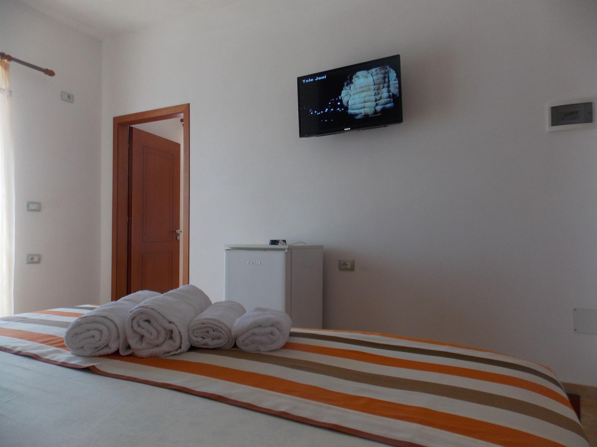 Hotel Piccolino Sarandë 外观 照片