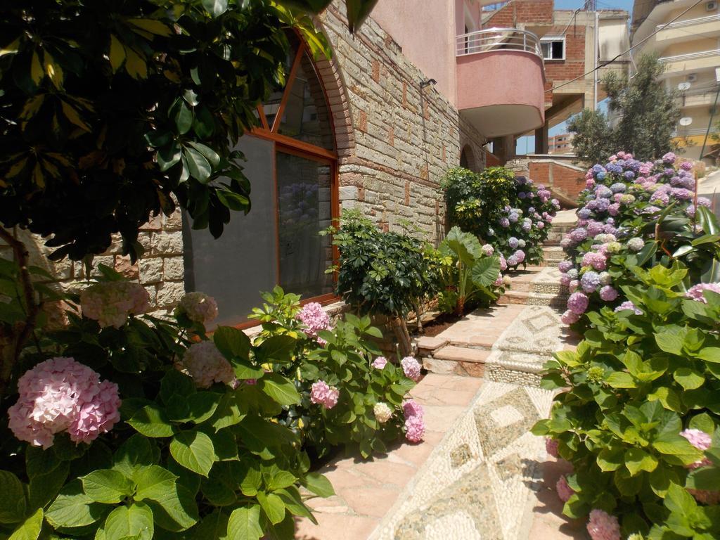 Hotel Piccolino Sarandë 外观 照片