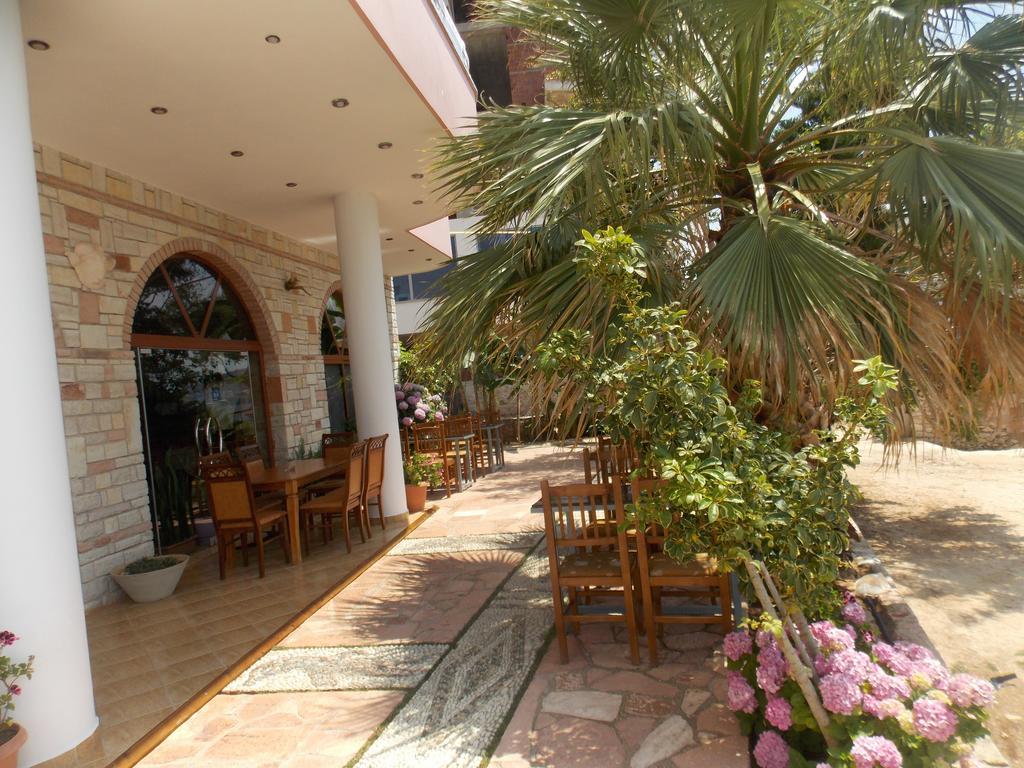 Hotel Piccolino Sarandë 外观 照片