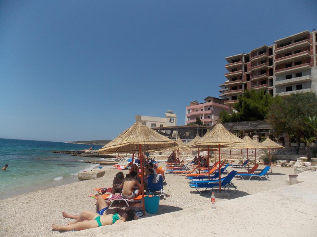 Hotel Piccolino Sarandë 外观 照片